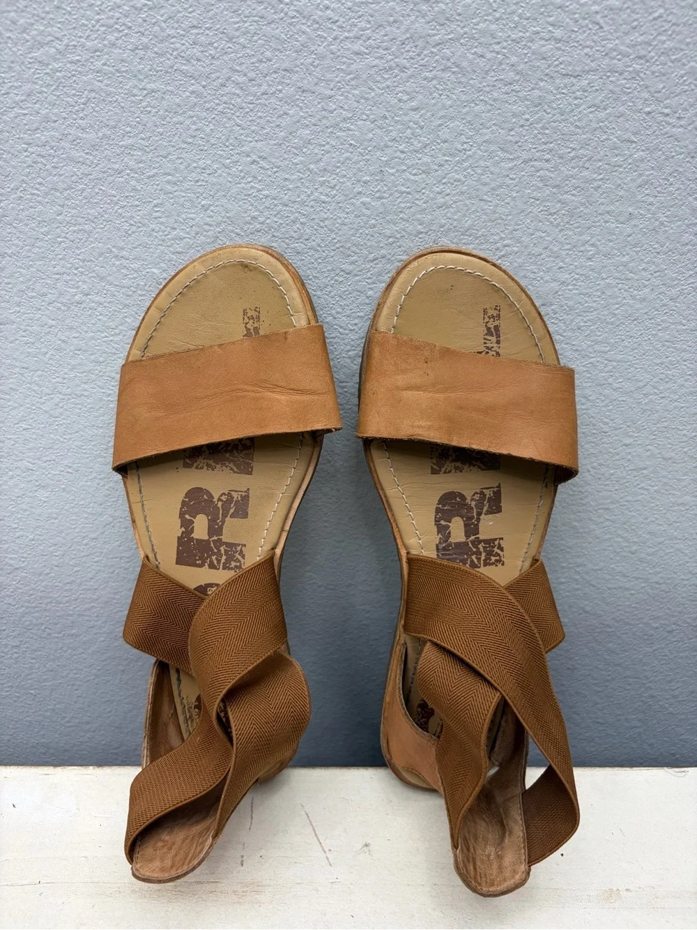 Sorel Brown Ella Strap Sandals Size 7